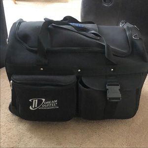 medium black dream duffel